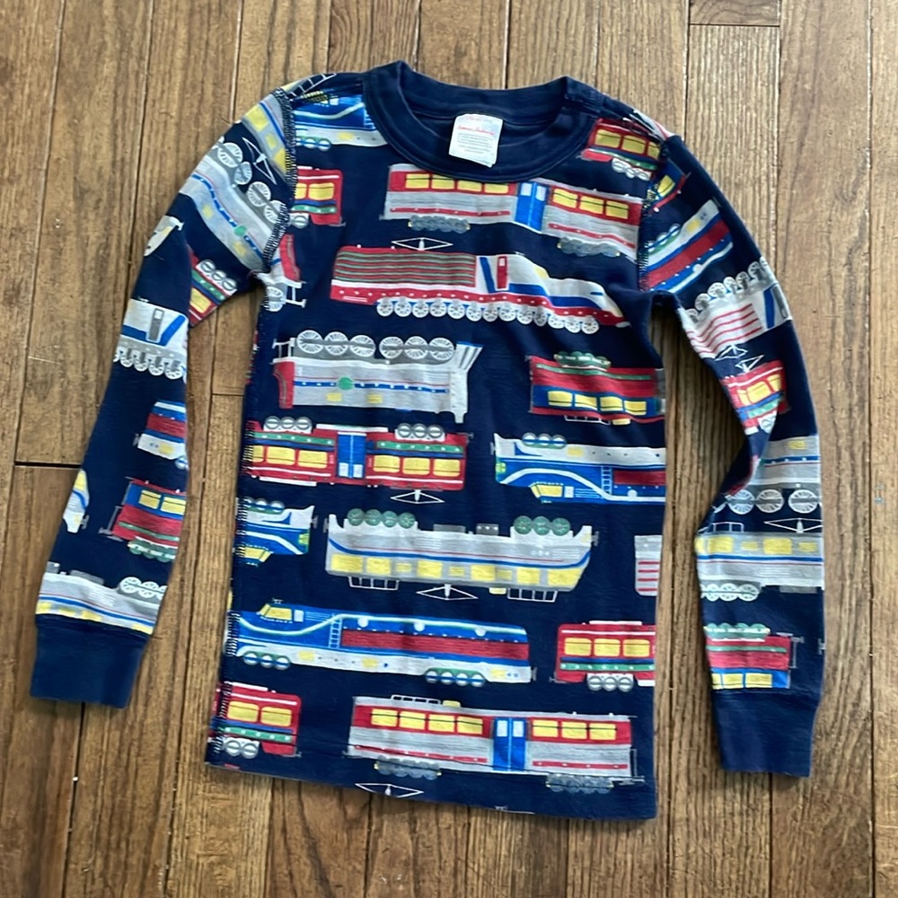 Hanna Andersson navy blue trains pajama top